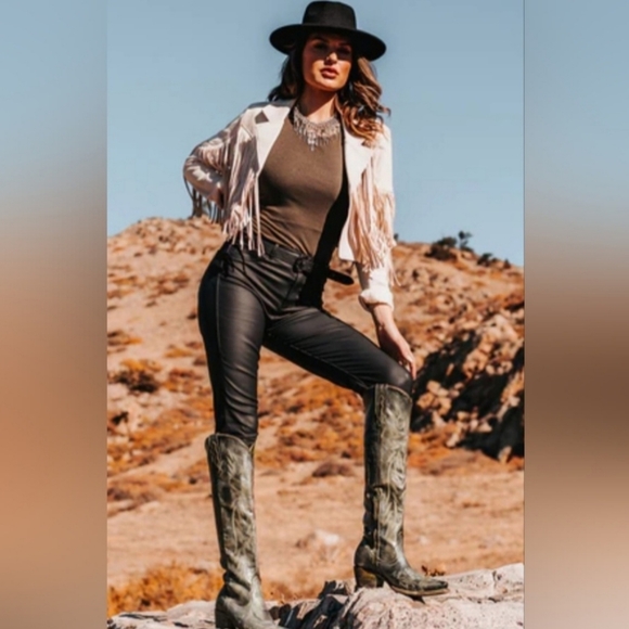 Freebird Wonder leather boots in Olive (New with box) - Picture 2 of 10